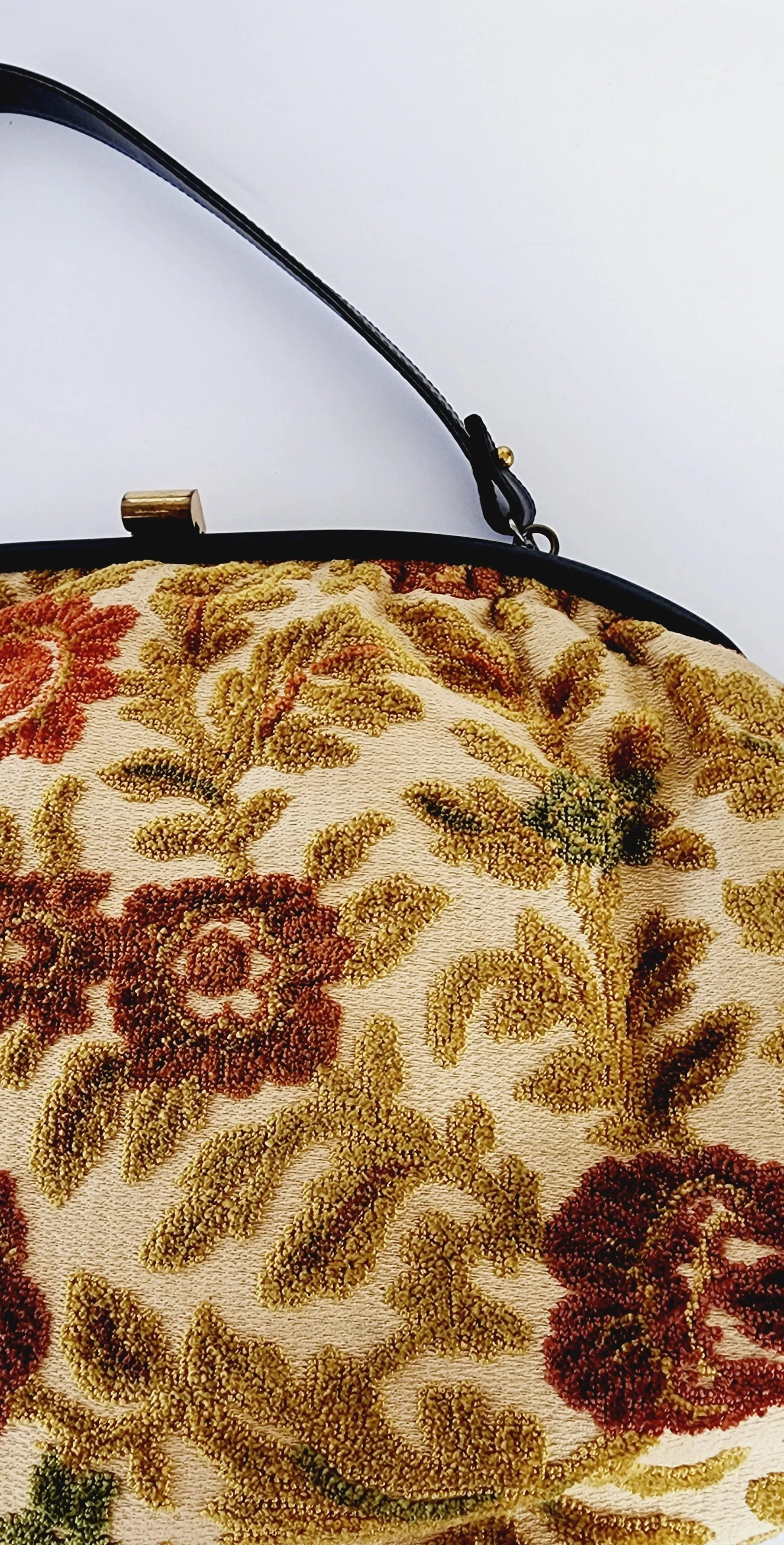 1960s Tapestry Bag Oversized Purse in Beige and Red Flowers
