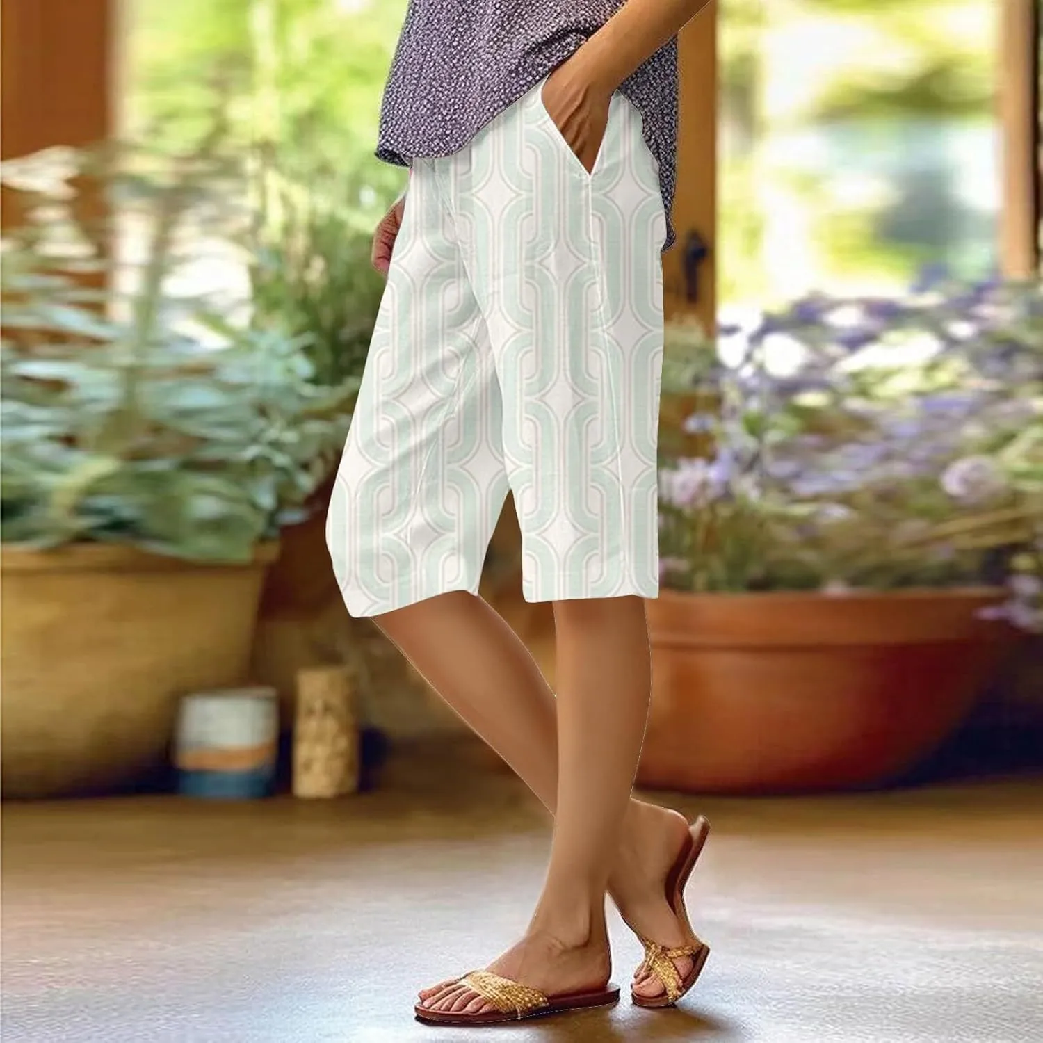 Bermuda Shorts for Women Knee Length Cotton Linen Capris Elastic Waisted Pants Summer Beach Long Shorts with Pockets