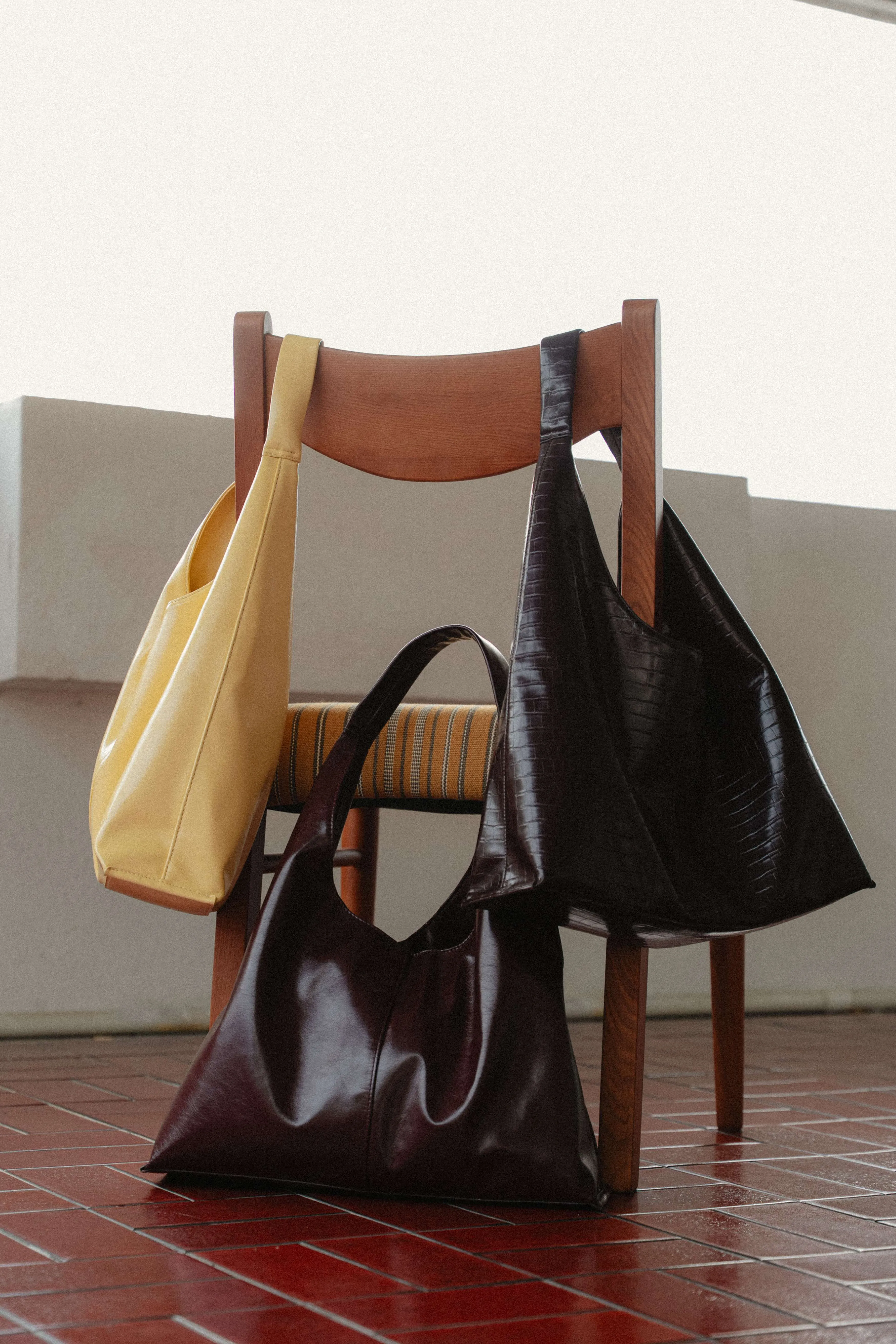 Carrie Bag in Croco Black