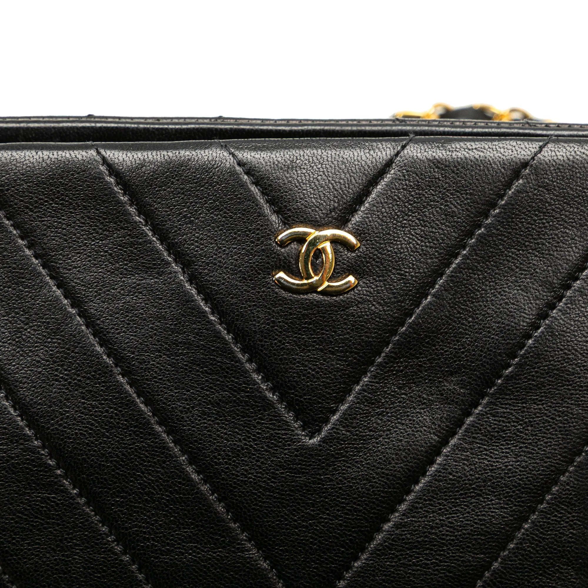 CC Chevron Lambskin Frame Chain Shoulder Bag