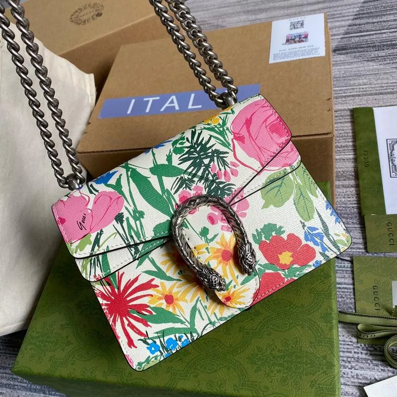 Charm - GG Bags - 2010