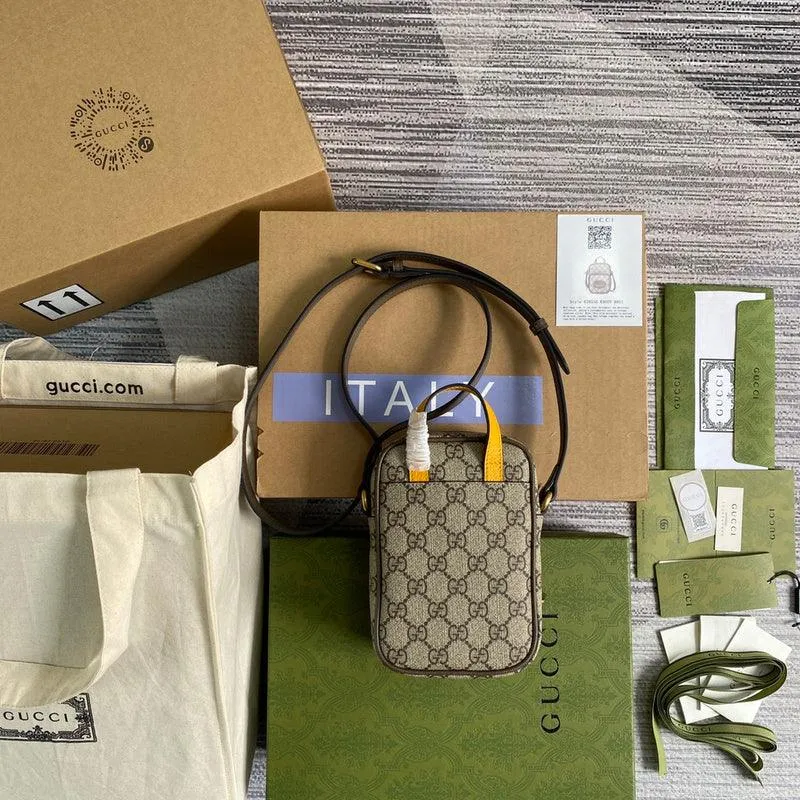 Charm - GG Bags - 2110