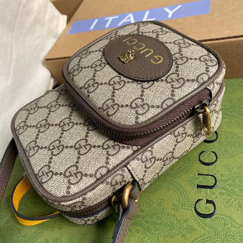 Charm - GG Bags - 2110