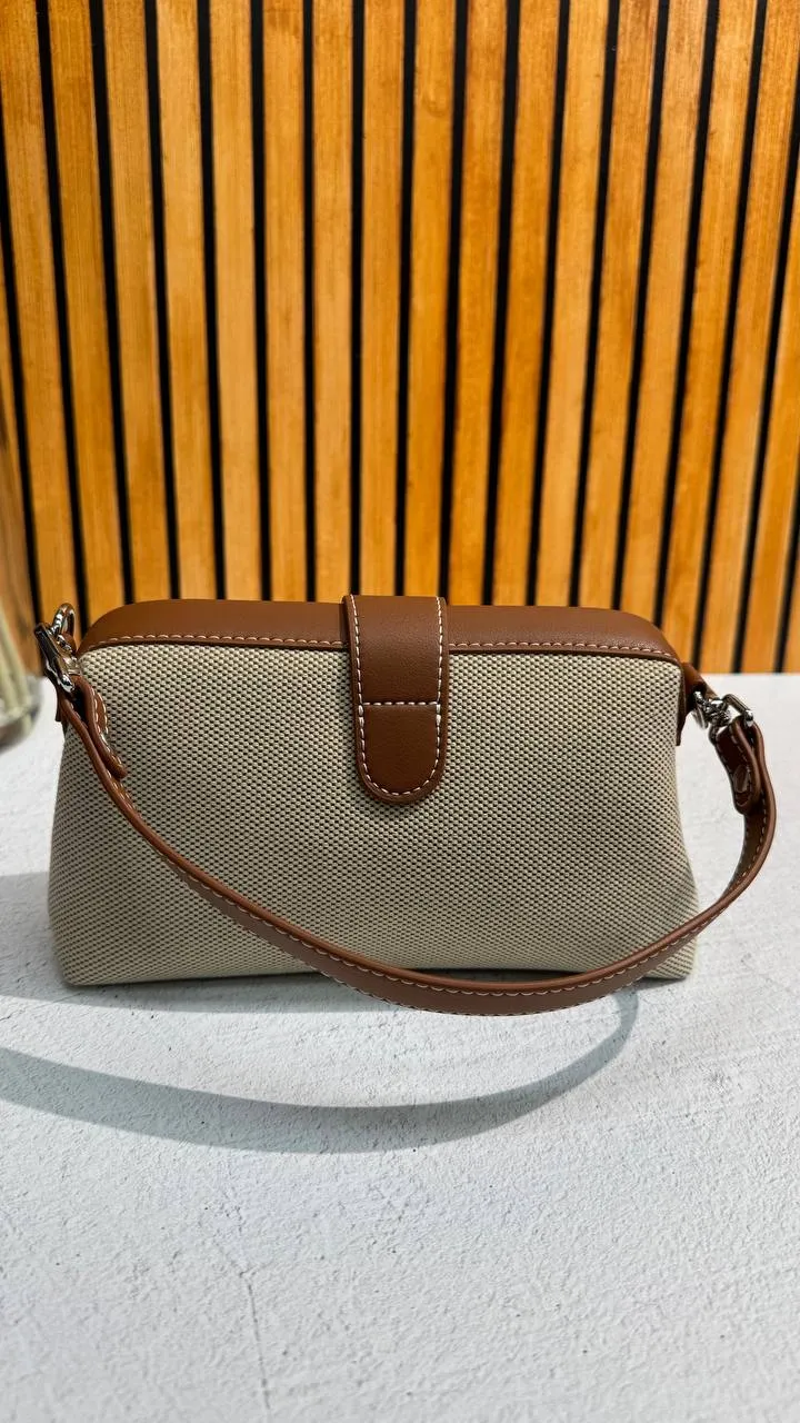 Compact Elegance — A Small but Mighty Bag