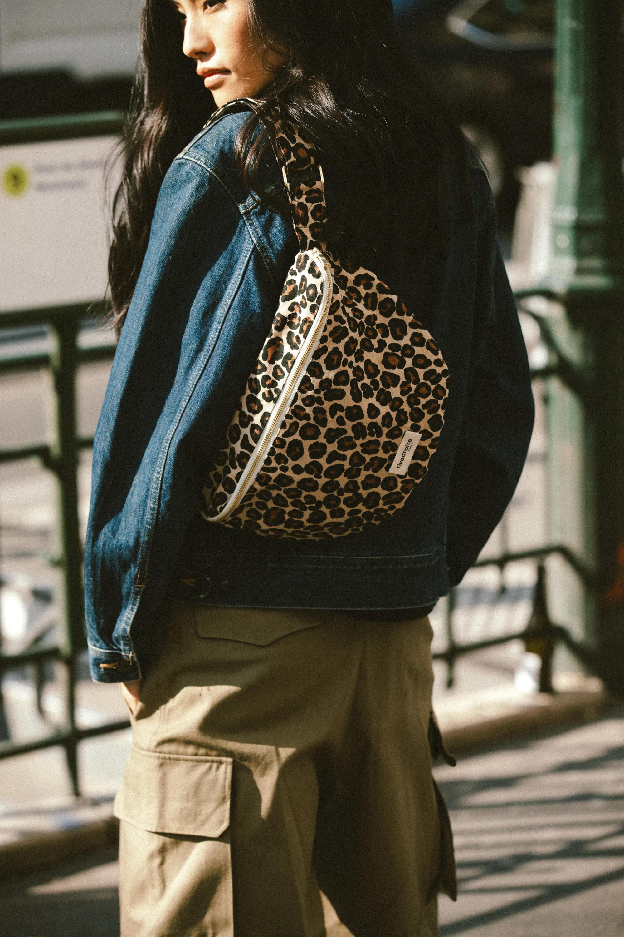 Custine XL the large waist bag - Recycled cotton Leopard Beige sand
