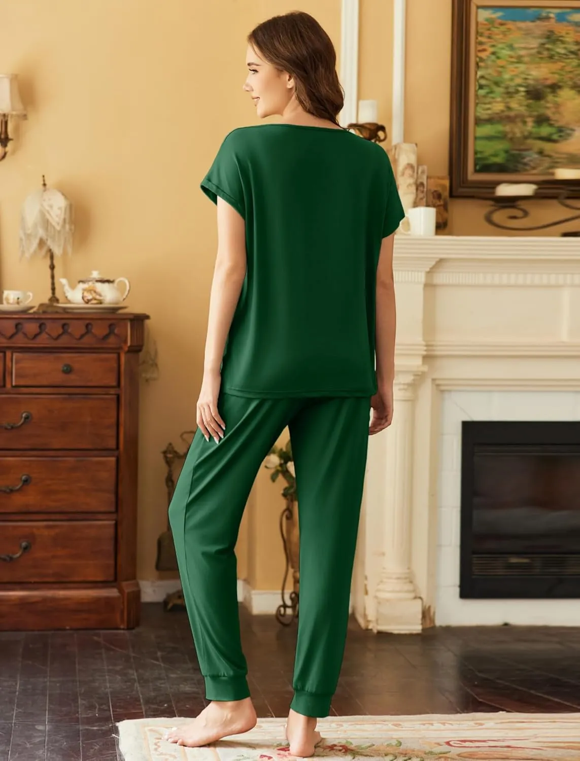 Ekouaer Pajama Sets for Women 2 Piece Lounge Sets Short Sleeve Pullover Top and Jogger Pants Pjs Sleepwear Tracksuit S-XXL