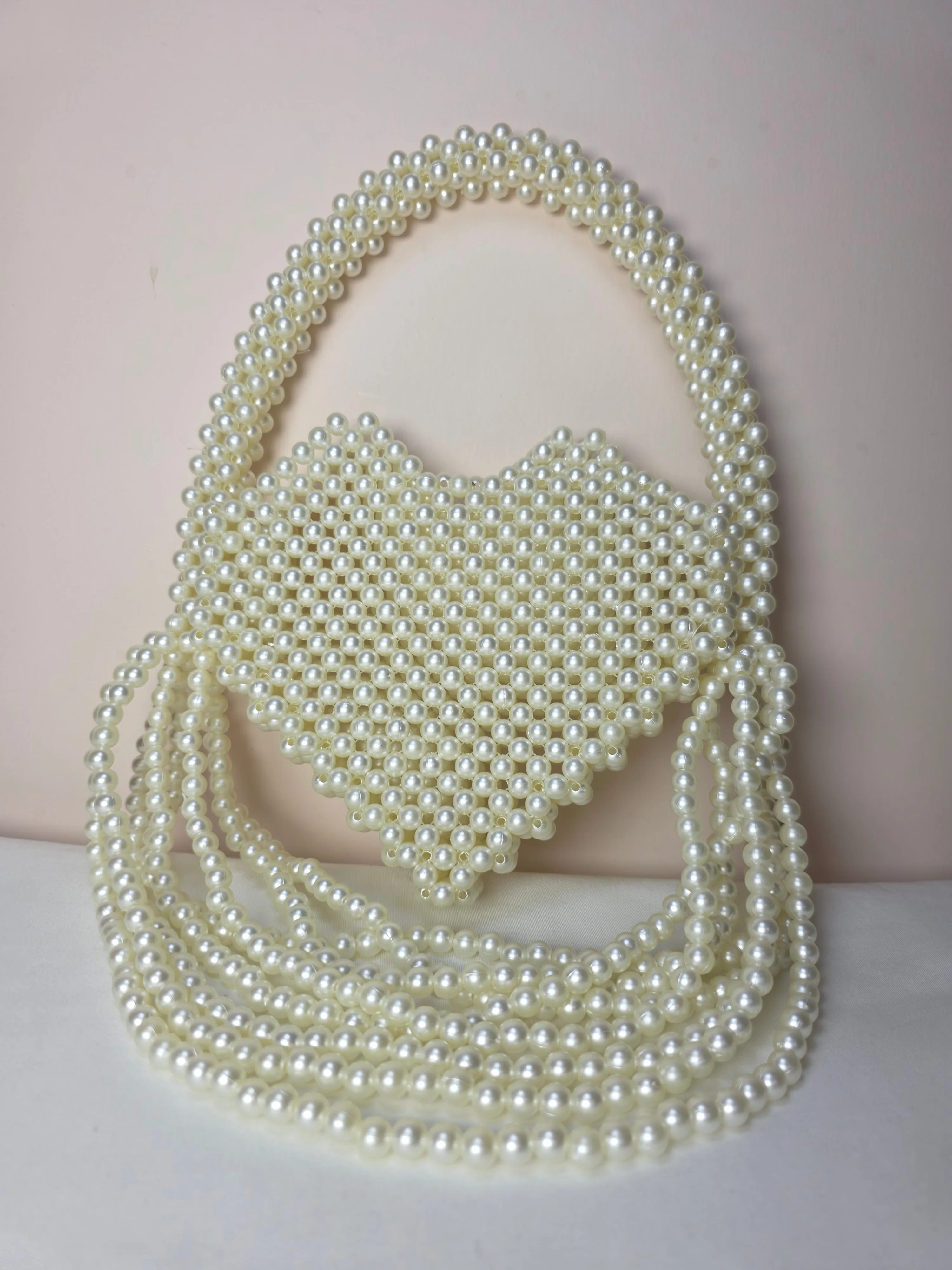 Elegant Pearl Beaded Handbag - HEART