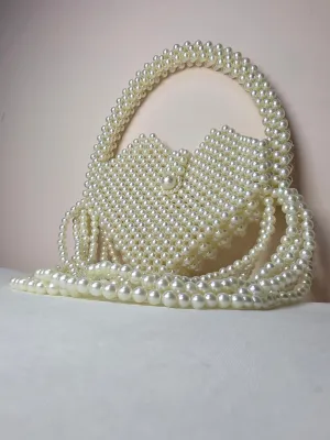 Elegant Pearl Beaded Handbag - HEART
