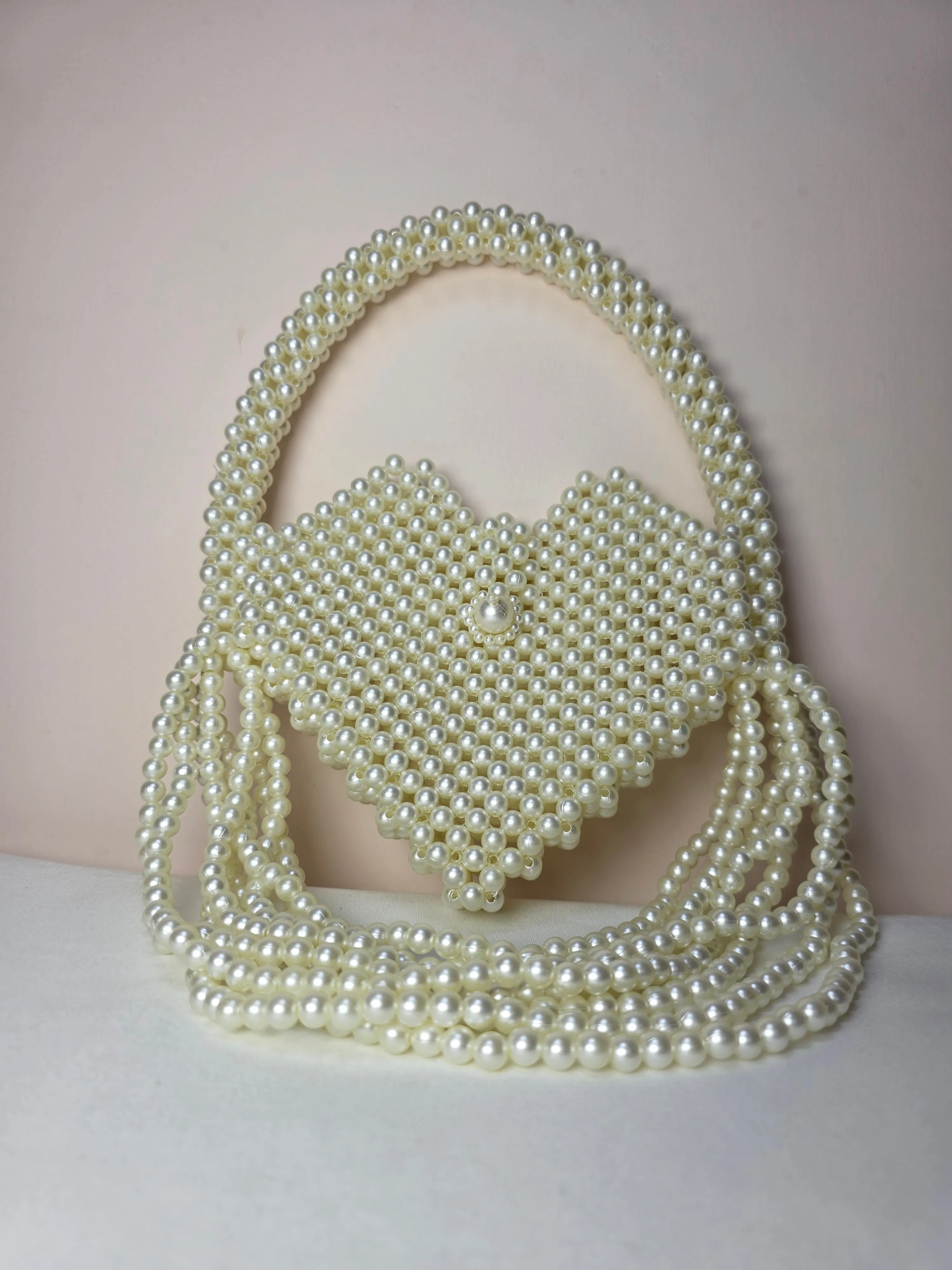 Elegant Pearl Beaded Handbag - HEART