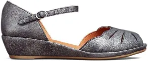 Gentle Souls by Kenneth Cole Women's Lily Moon Wedge Sandal