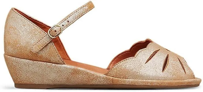 Gentle Souls by Kenneth Cole Women's Lily Moon Wedge Sandal