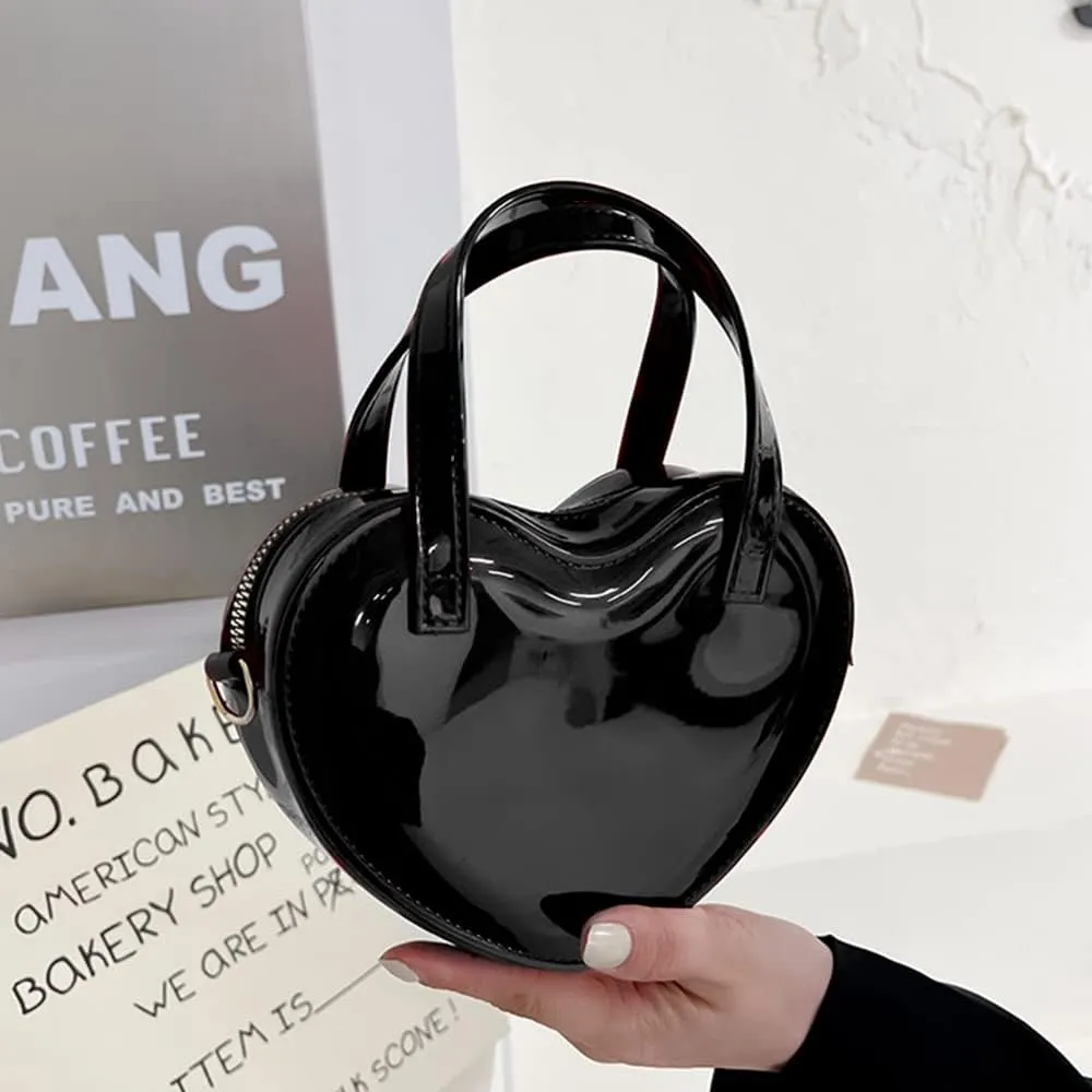 Girls Novelty Heart-Shaped Purse Chain Purse Zipper Closure Tote Handbag Shoulder Crossbody Bags Travel Wallet (Black)