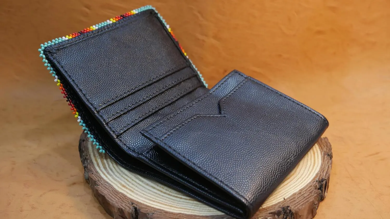 Handmade Beaded Leather Wallet for women, Native American Style Seed Beads Bifold Purse, Gift For her, Minimalist Wallet (Black (Turquoise Geometric))