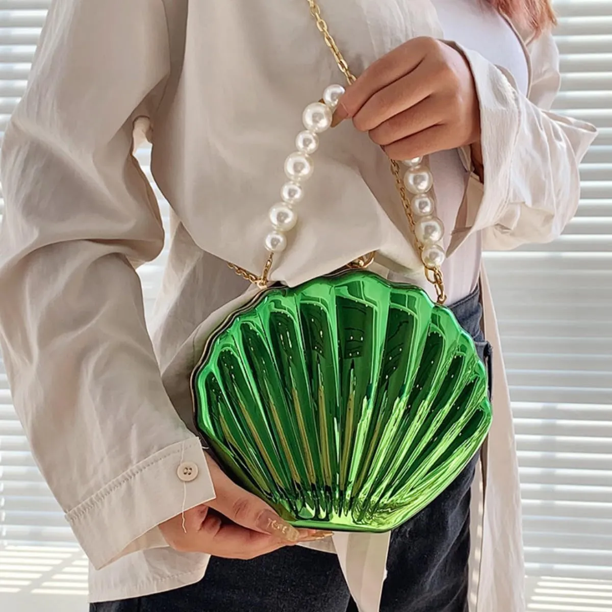 IAMUHI Lovely Shell Handbag Purse Beaded Evening Bag Chain Cross-body Clutch Purse