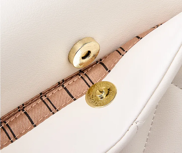 Modern Classic Crossbody