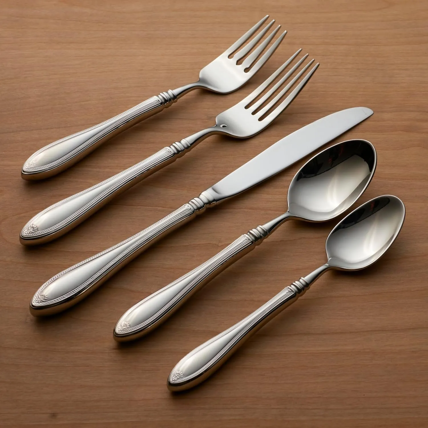 Oneida Sheraton 5-Piece Flatware Set, Service for 1