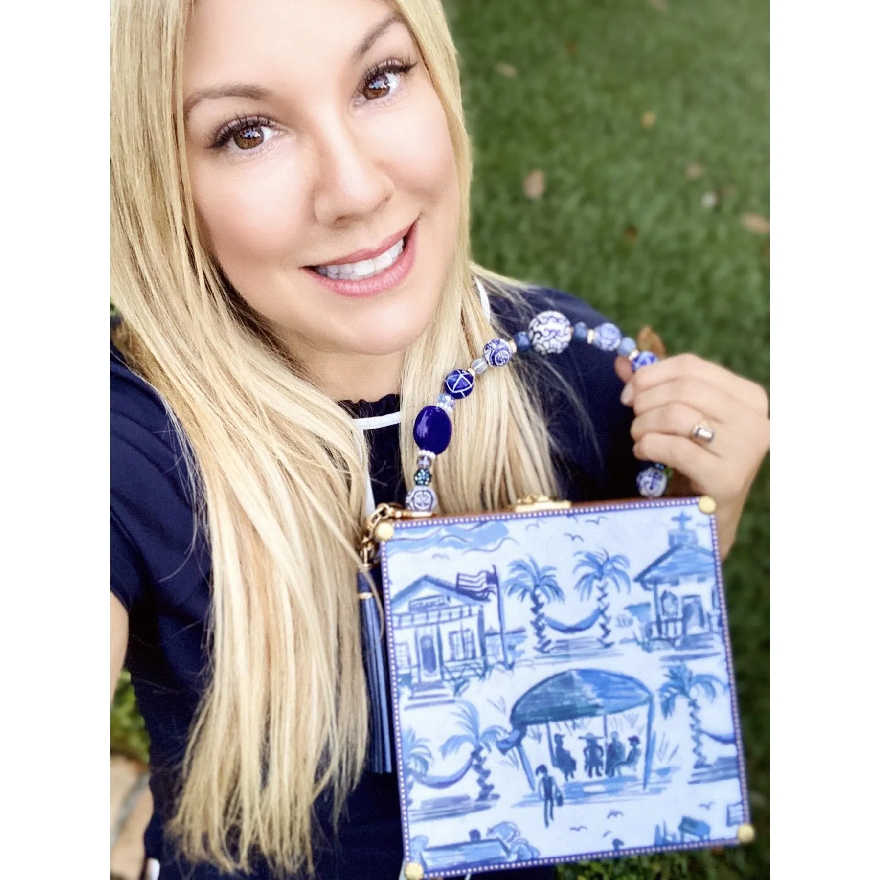 Pawley's Toile Blue Bag