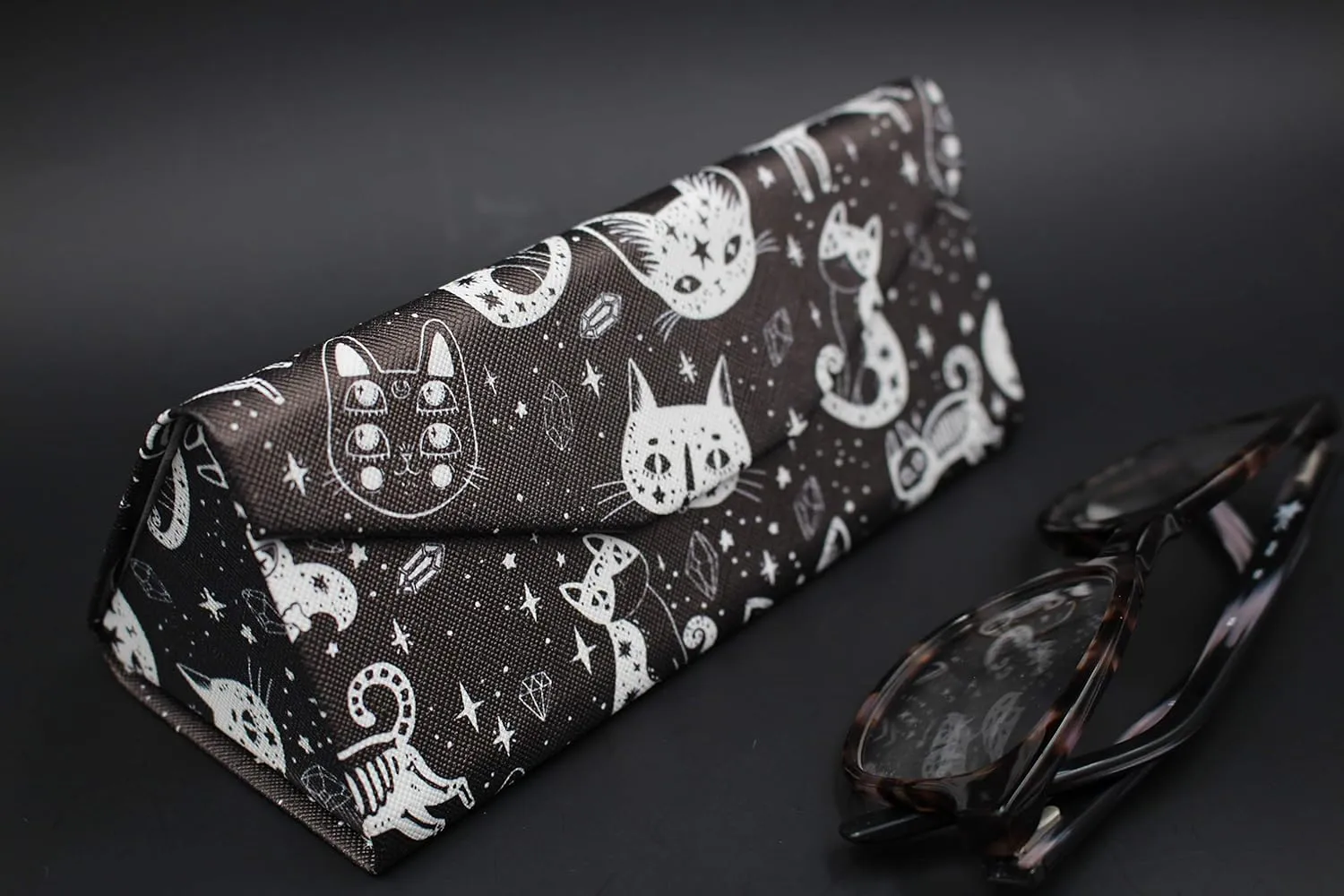 Real Sic Glasses Case for Men and Women - Magnetic Folding Hard Shell Sunglass Holder - Inspired by Halloween/Horror/Occult