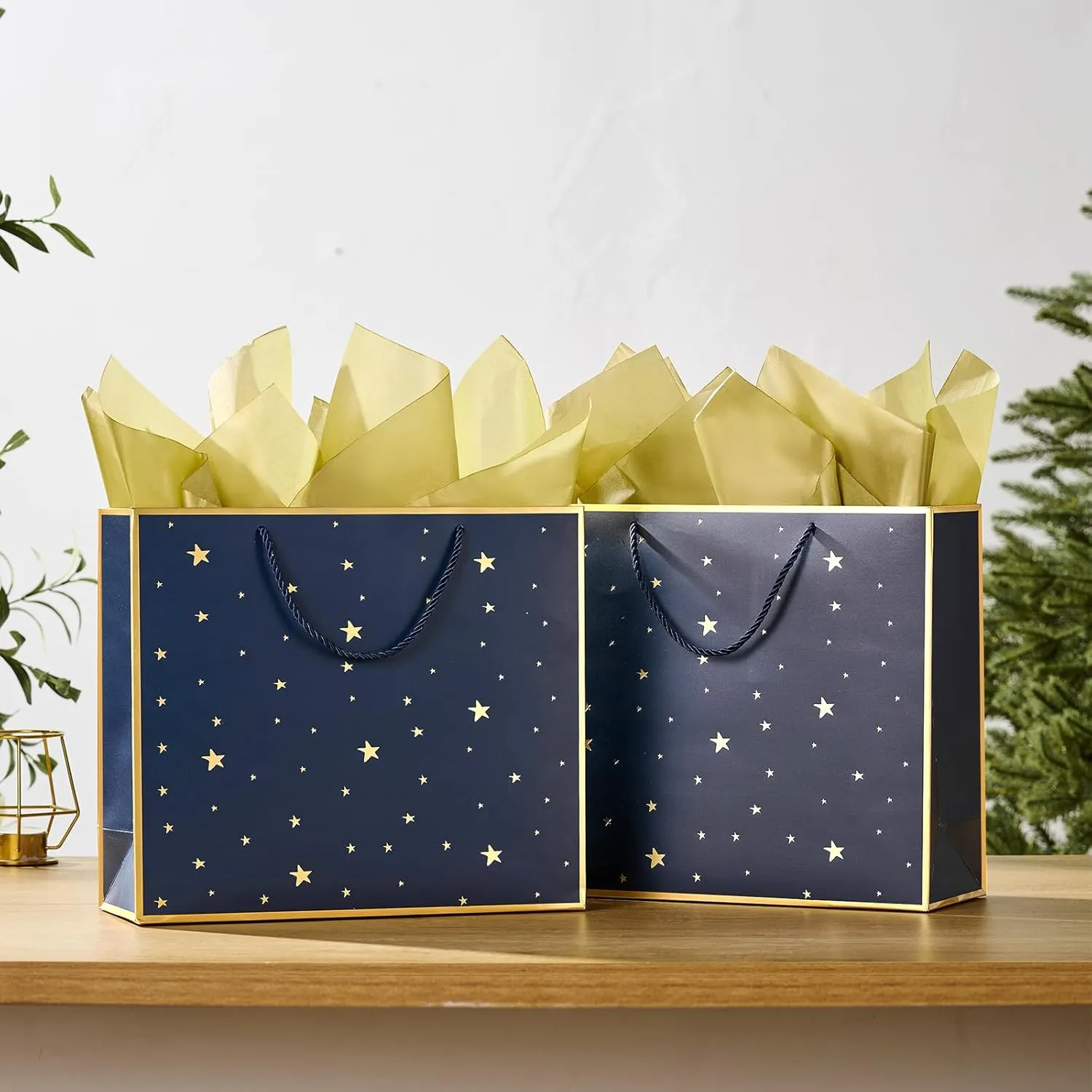 SHIPKEY 12 Pack Navy Star Gift Bags with Gold Frame, 12.5x4.5x11 Inches Large Paper Bag with Ribbon Handles, Star Shopping Bags (32x11.5x28 cm)
