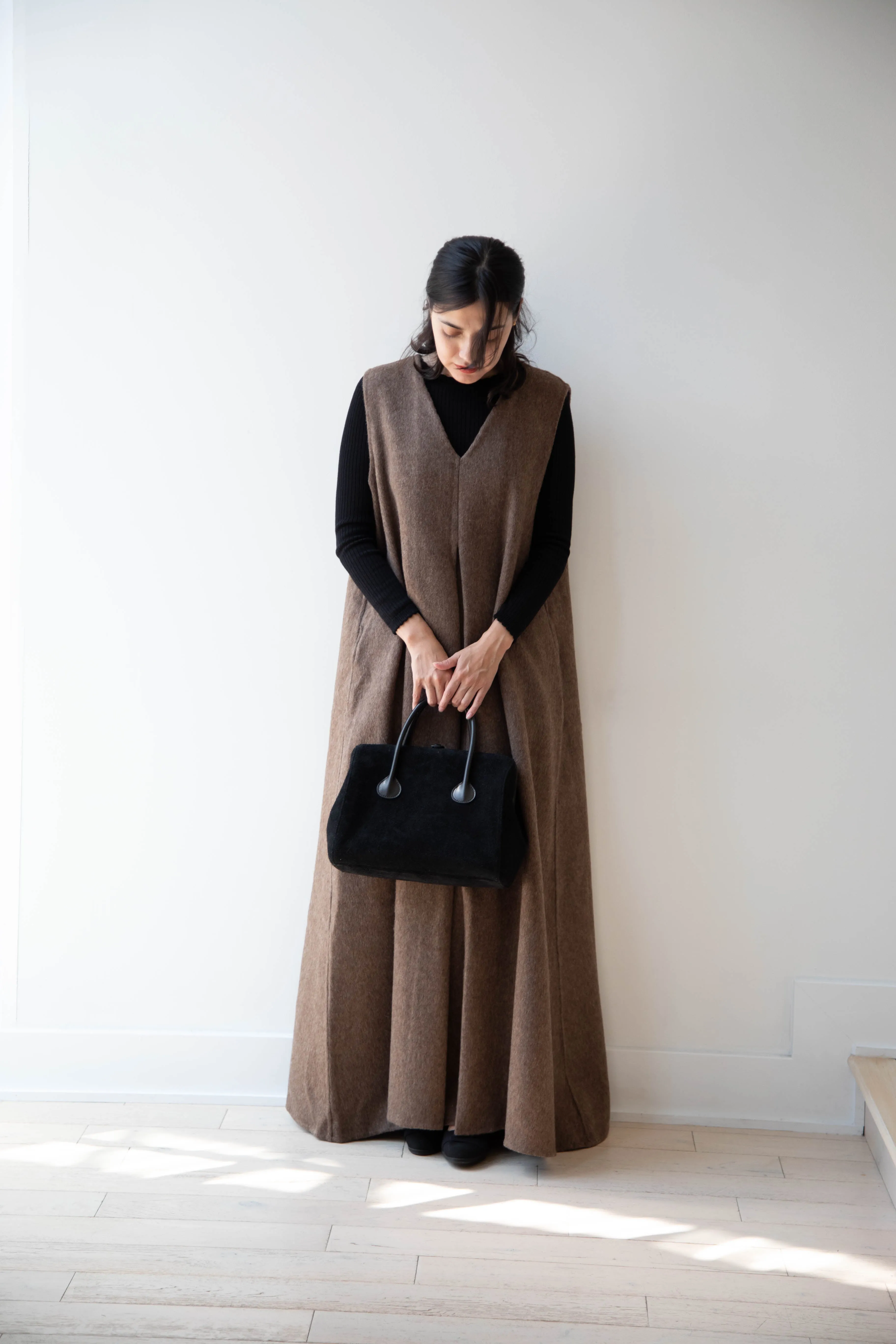 The Backward Vendor | Tanker Carrier Bag in Black Suede