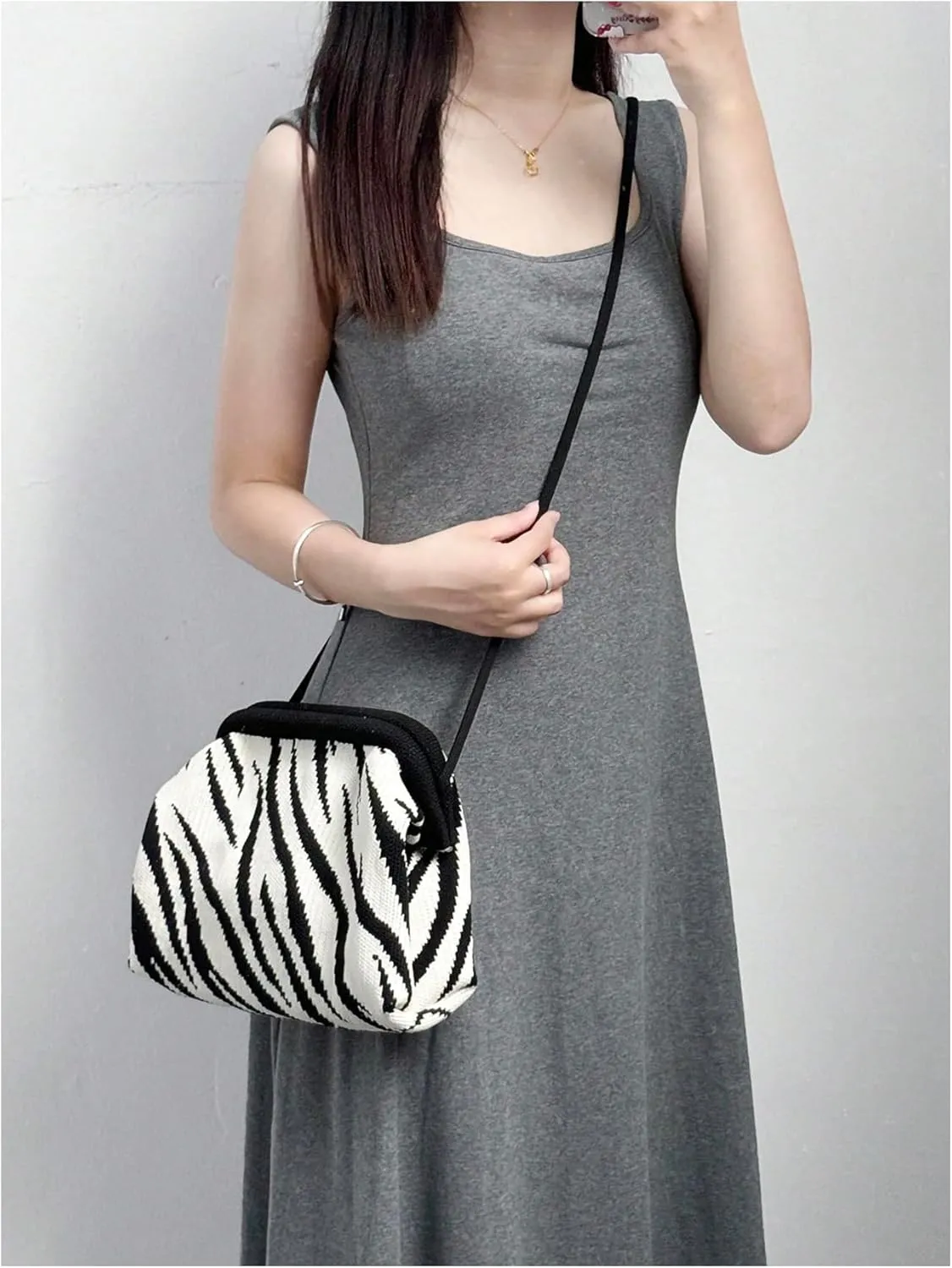 Verdusa Women's Striped Clutch Handbags Crochet Bag Classic Crossbody Bags