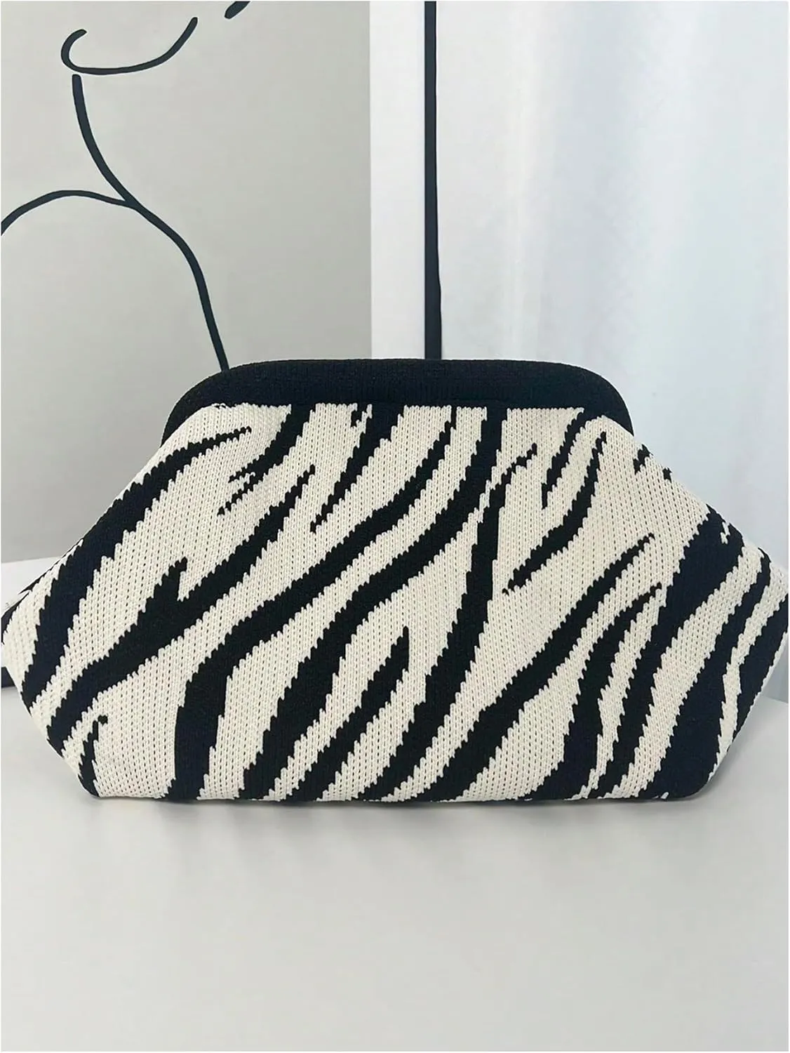 Verdusa Women's Striped Clutch Handbags Crochet Bag Classic Crossbody Bags