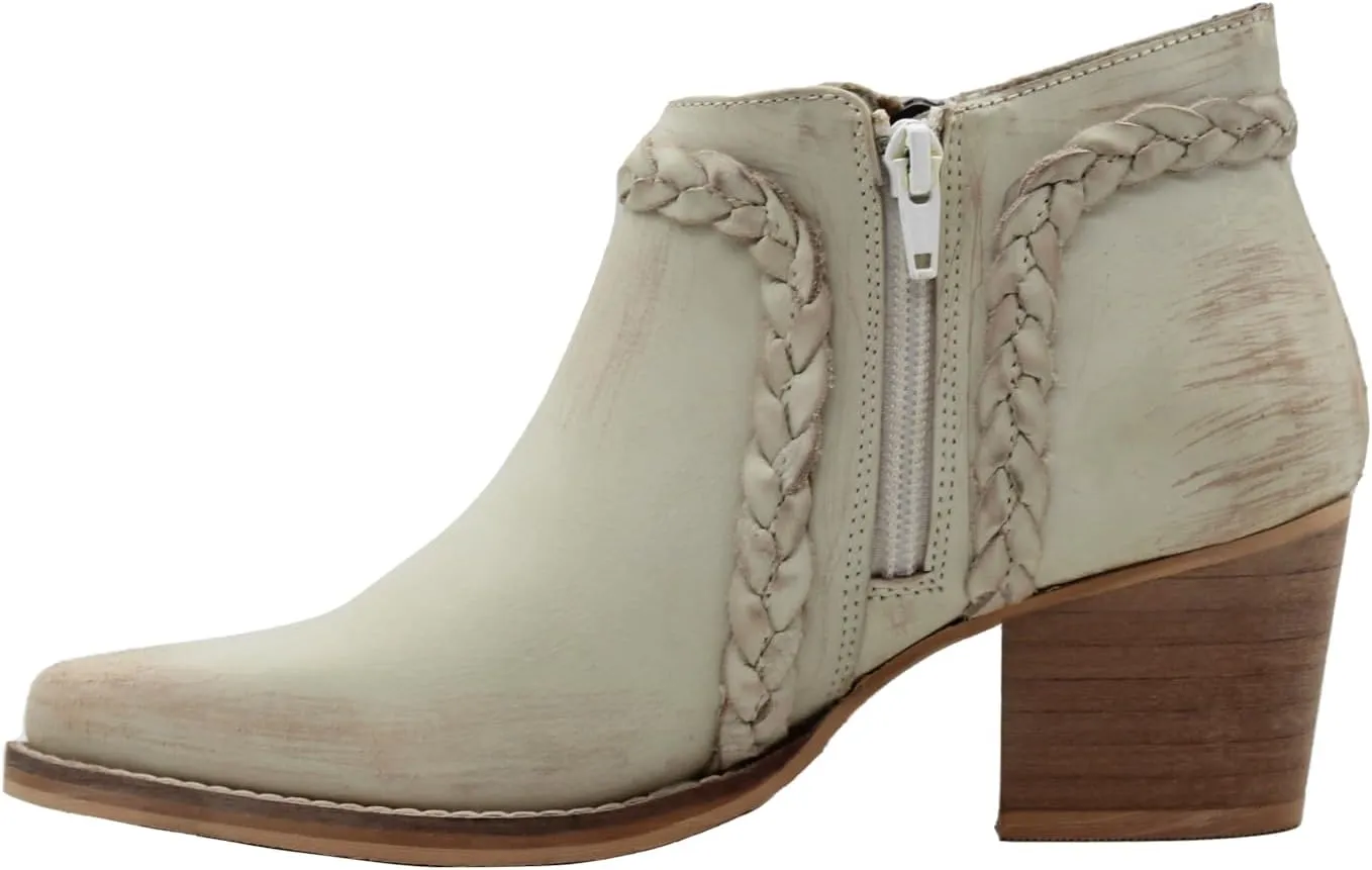 Very Volatile Women's Bronco Ankle Boot