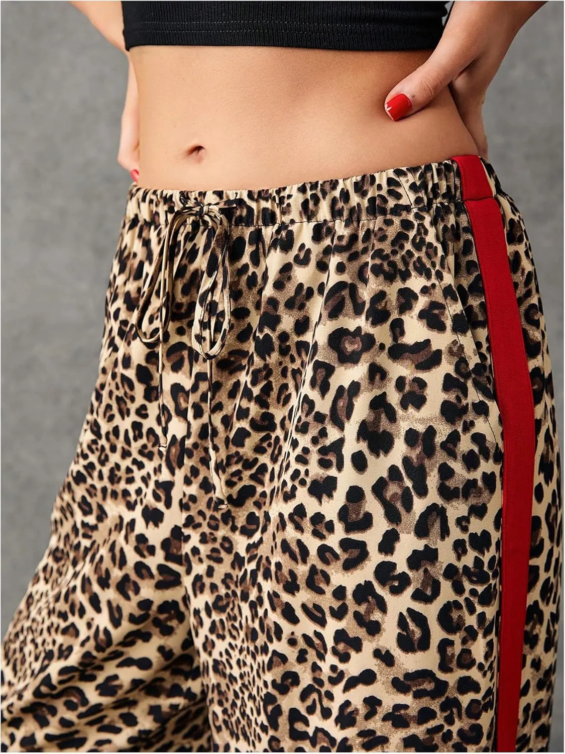 WDIRARA Women's Leopard Print Side Striped Wide Leg Sweatpants High Waisted Drawstring Baggy Pants