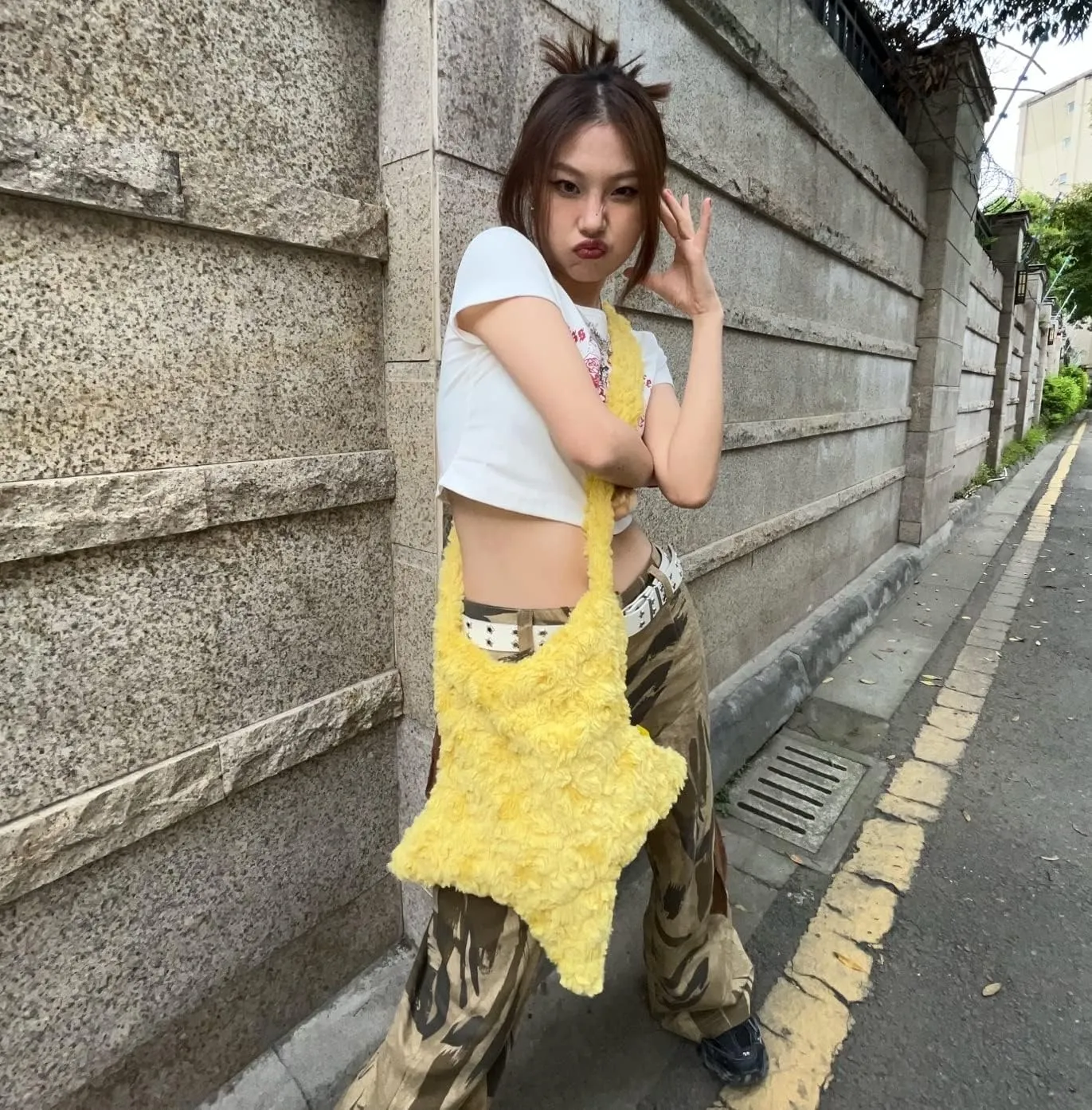 Y2K Furry Purse Star Shaped Heart-shaped Shoulder Bag Faux Fur Pentagram Handbag Fluffy Tote Plush Bag for Women